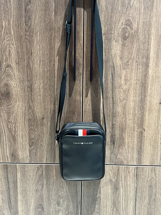 Сумка Tommy Hilfiger . Оригинал.