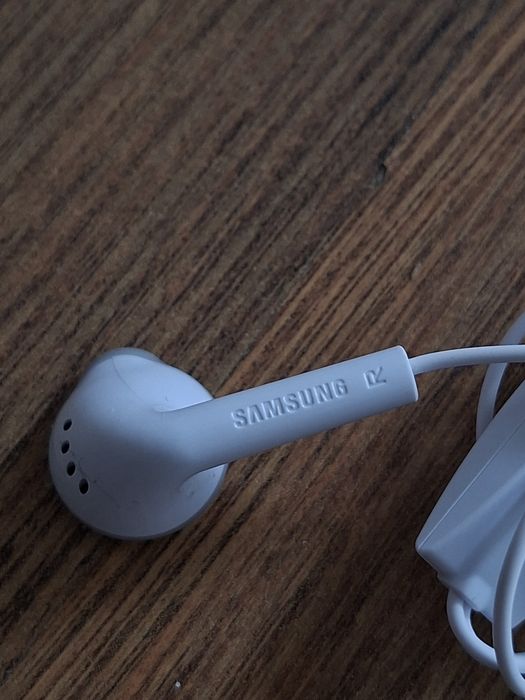 Căști Samsung noi