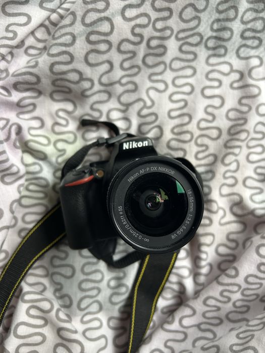 Nikon Digital Camera D3500