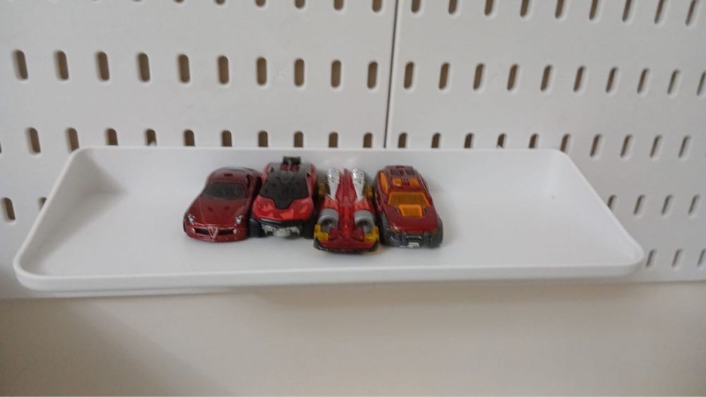 Машинки Hotwheels