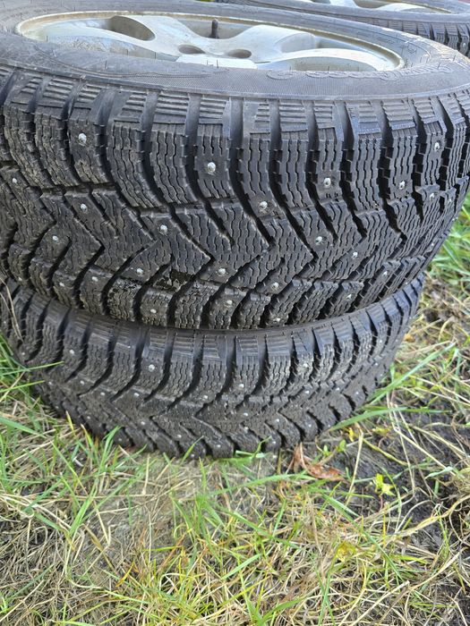 Продам диски на зимней резине