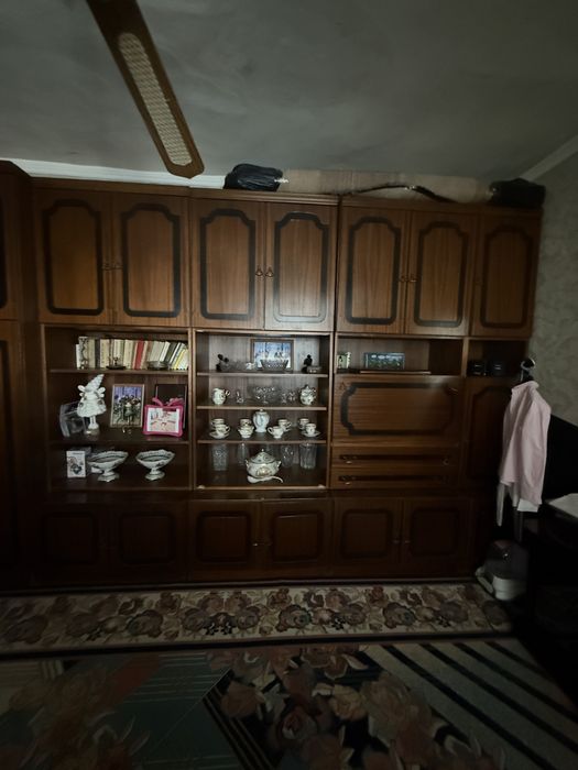 Стенка Газнитол хорошый прочный