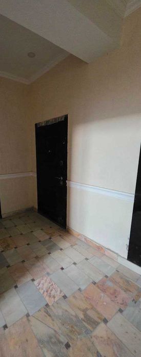 Шахар марказида жойлашган 2 хонали уй сотилади