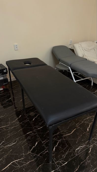 Кара кушетка сатылады!