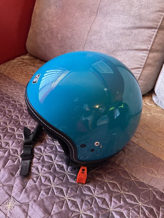 Каски за скутер или мотор