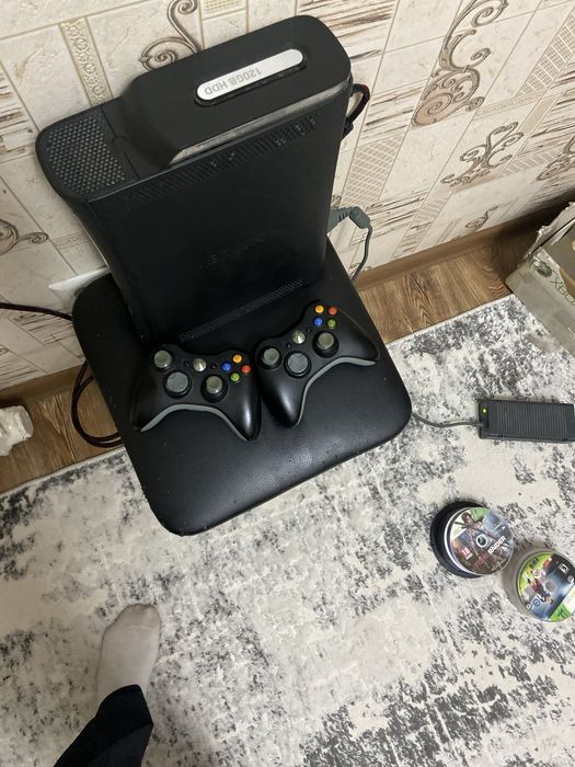 X box 360 b/y sotiladi