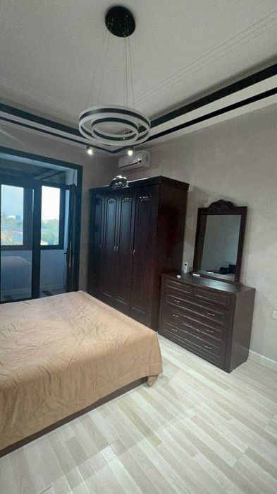 Apartment 3/7/7 with furniture and appliances in Yunus-Abad