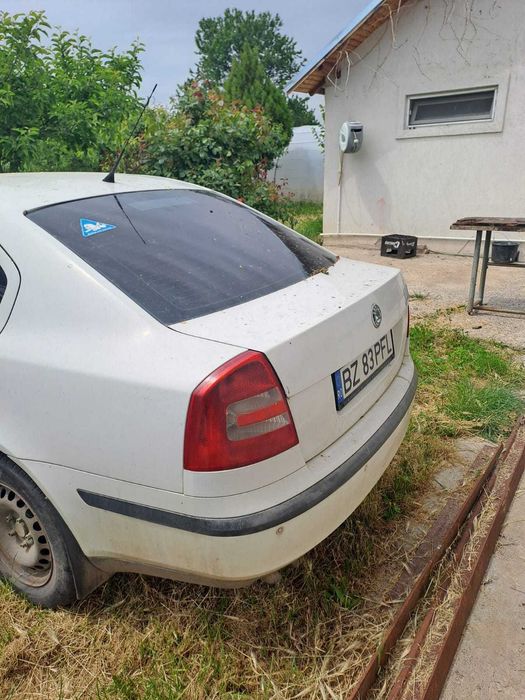 Dezmembrez Skoda Octavia 2, 2005, motor 1.9