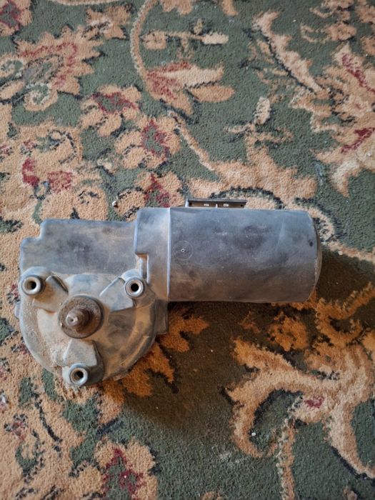 Продам моторчик стеклоочистителя