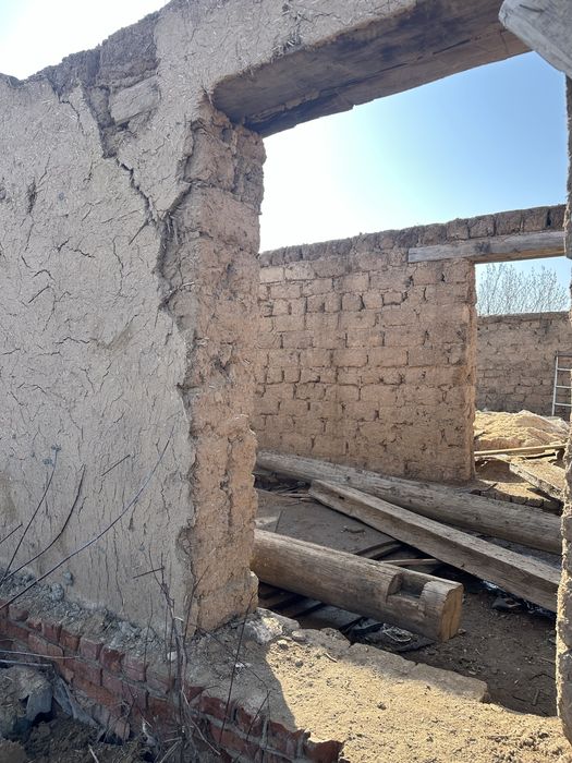 Отдам саман даром на саморазбор