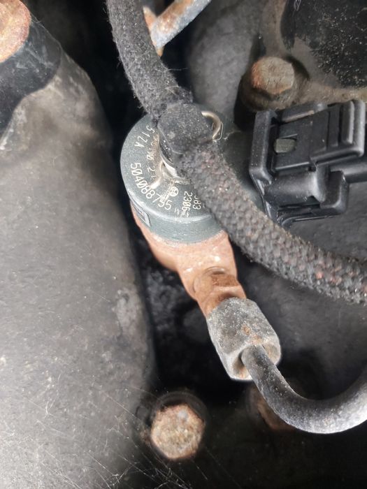 Injector iveco daily 2.3 și 3.0  euro 4