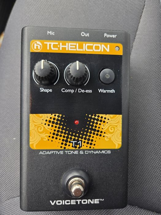 TC Helicon VoiceTone T1 Вокален процесор