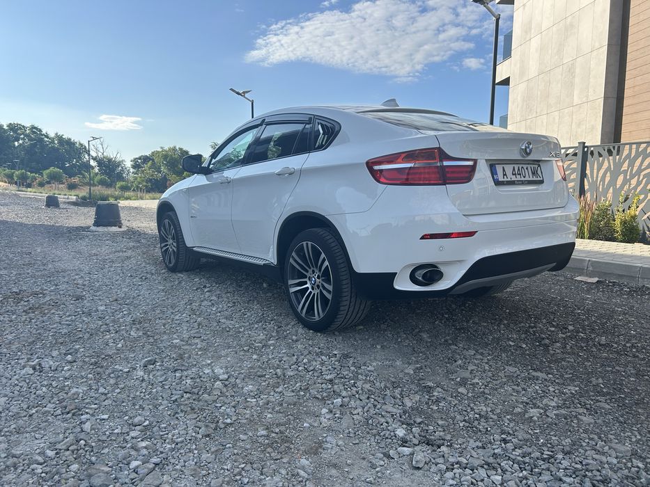Продава се BMW X6, 4.0 дизел.