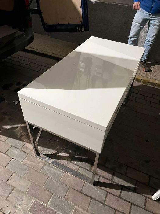 Birou alb stare buna