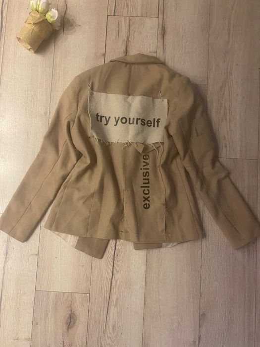 Продавам дамски сака, якетета елеци