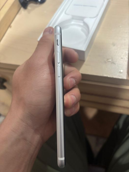 iphone se2 64гб 100%