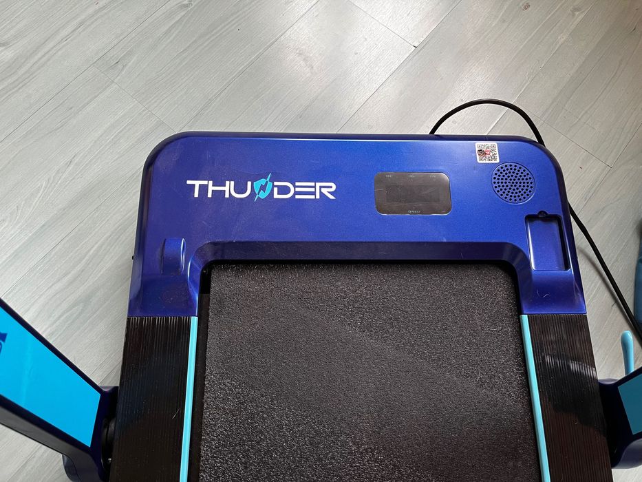 Бягаща пътека и велоергометър