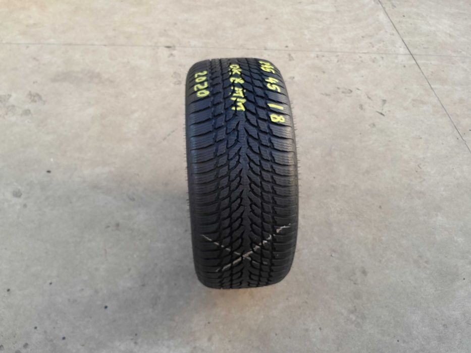 O anvelopa iarna 245 45 18 nokian WR snowproof profil 8 mm dot 2020