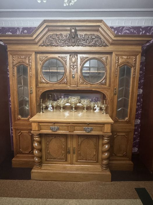 Антикварная мебель