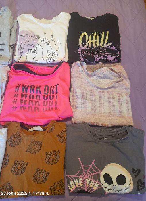 Тениски и Къси  дънки момиче