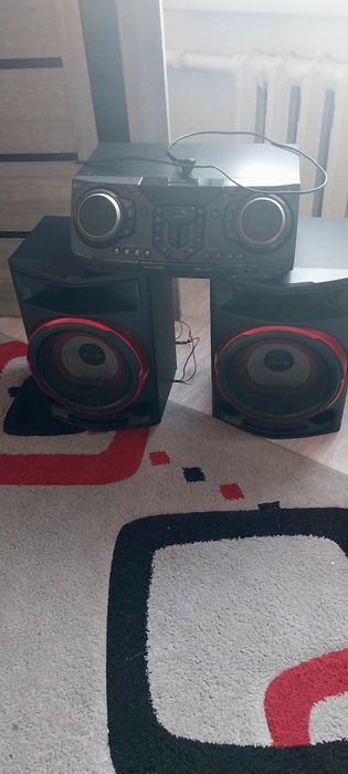 Музыкальный центр LG CL87