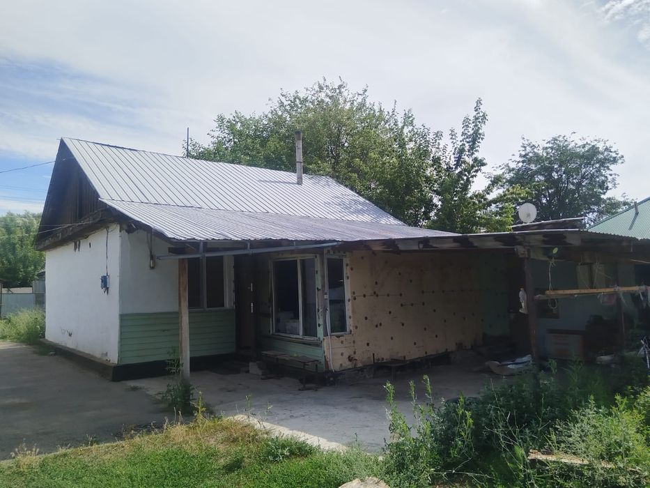 Продам участок место с домом