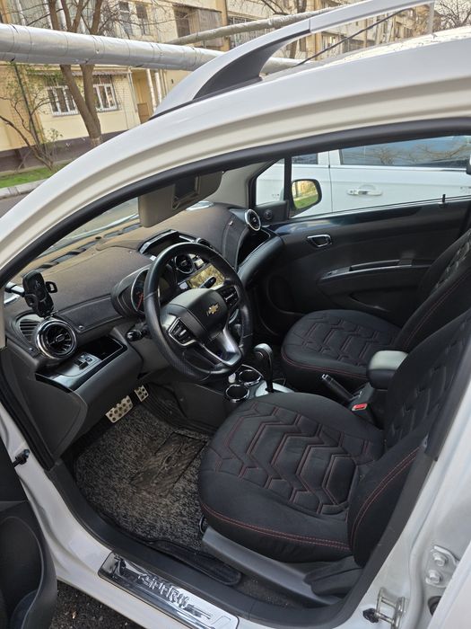 Продам Spark Автомат 1л 2010г выпуска. В хорошем состоянии.