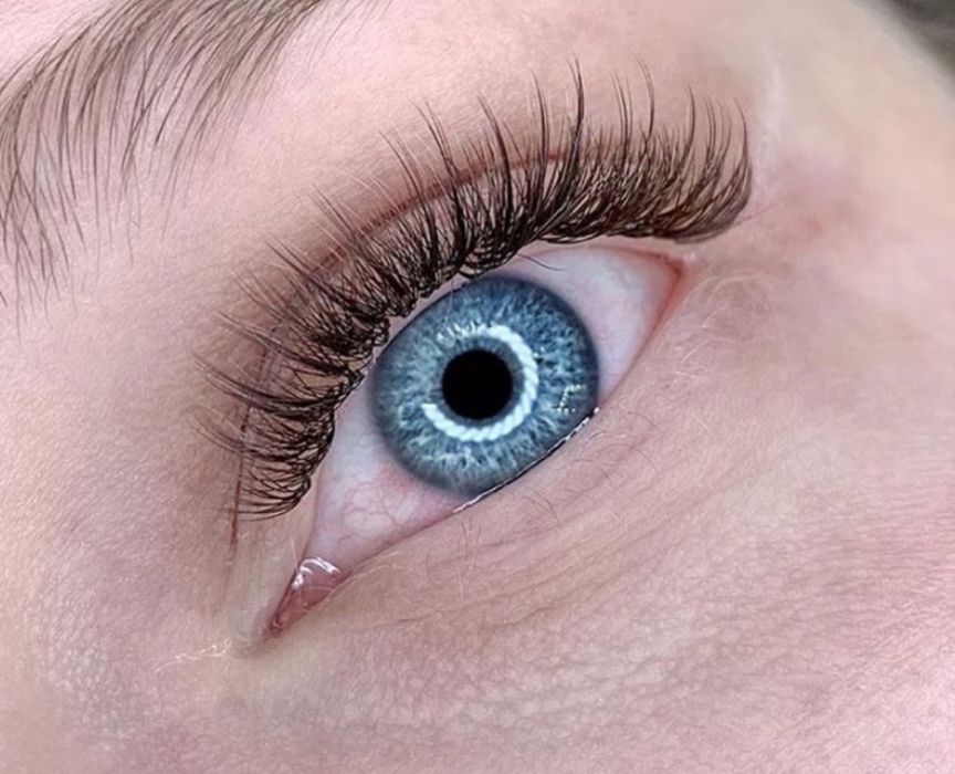 Extensii de gene Constanța,  gene 3D, mega volum, soft volume,gene rus