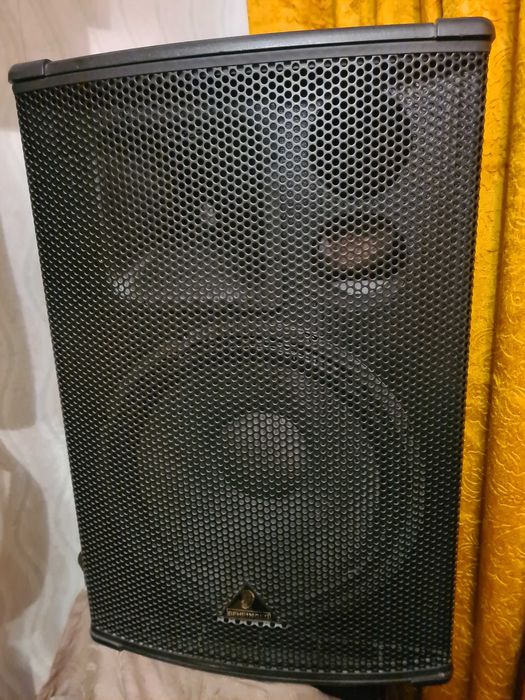 2 бр.Тонколони Беринджър B 1520 PRO неразличими от нови