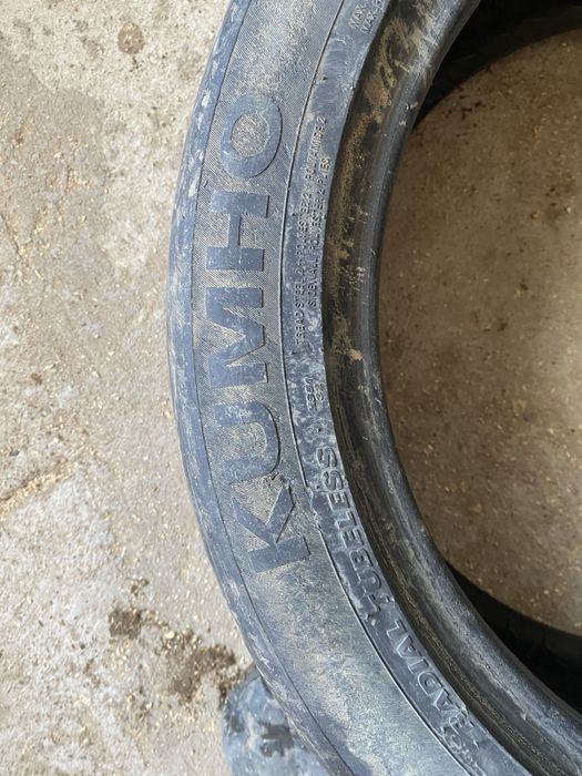 Шины комплект продам срочно