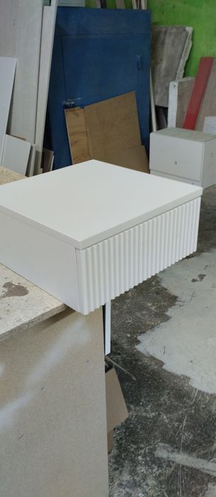 Консоль прикроватная