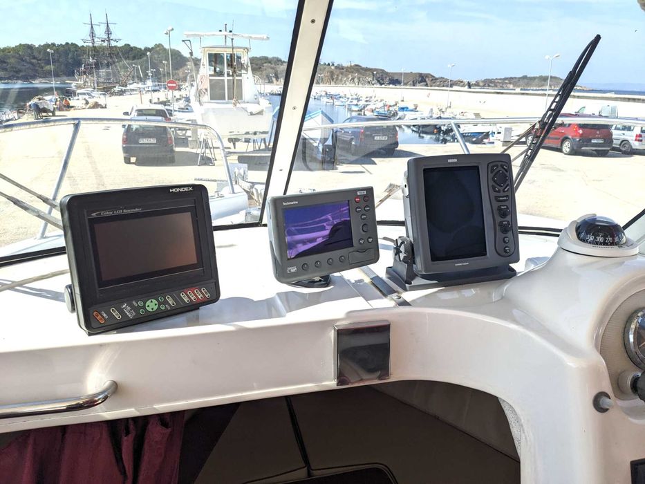 Лодка Arvor 230AS