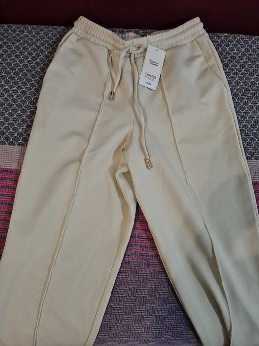 Спортен панталон Mango