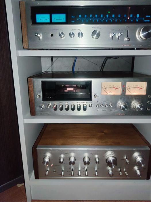 Продам стойку п ионер усилитель дека тюнер