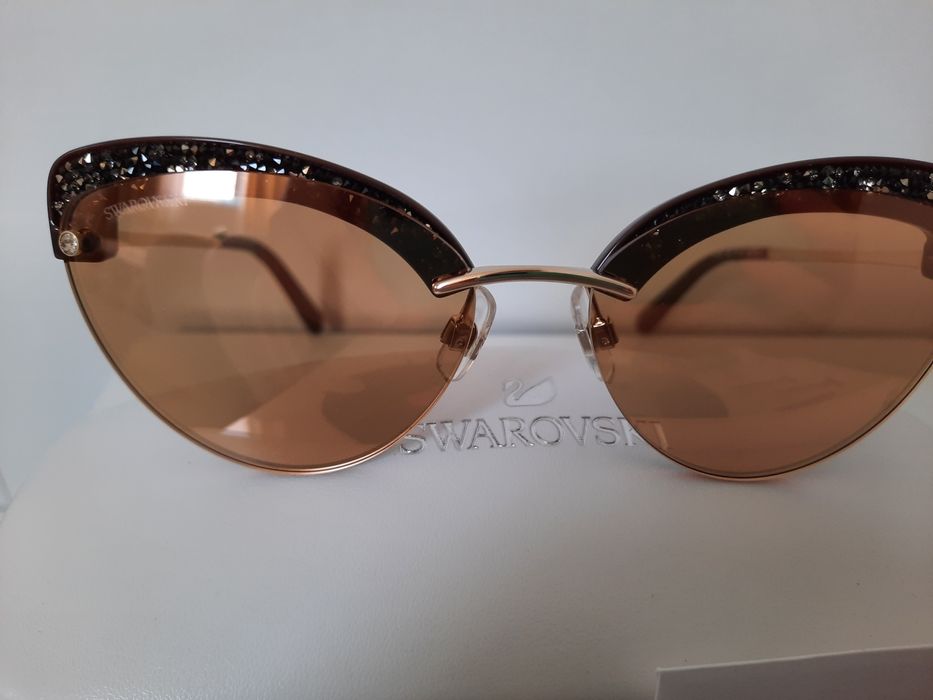 Нови очила на Swarovski