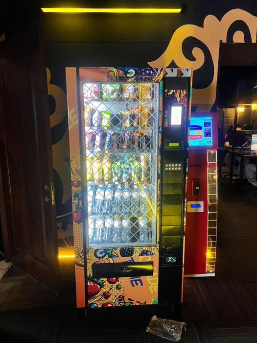 Вендинговый аппарат (снеки)