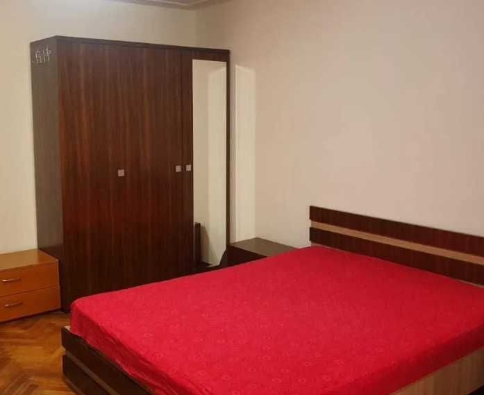 Дава се под наем Едностаен апартамент в Пловдив, Център - 28 кв.м за 132.6 € - Снимка #1