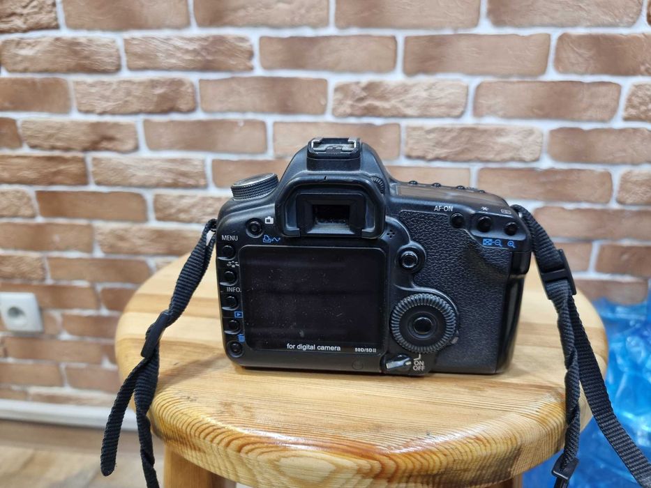 Продается фотоаппарат Canon 5D Mark II в отличном состоянии