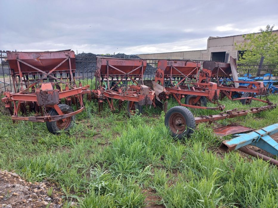 Продам бороны сеялки жатка