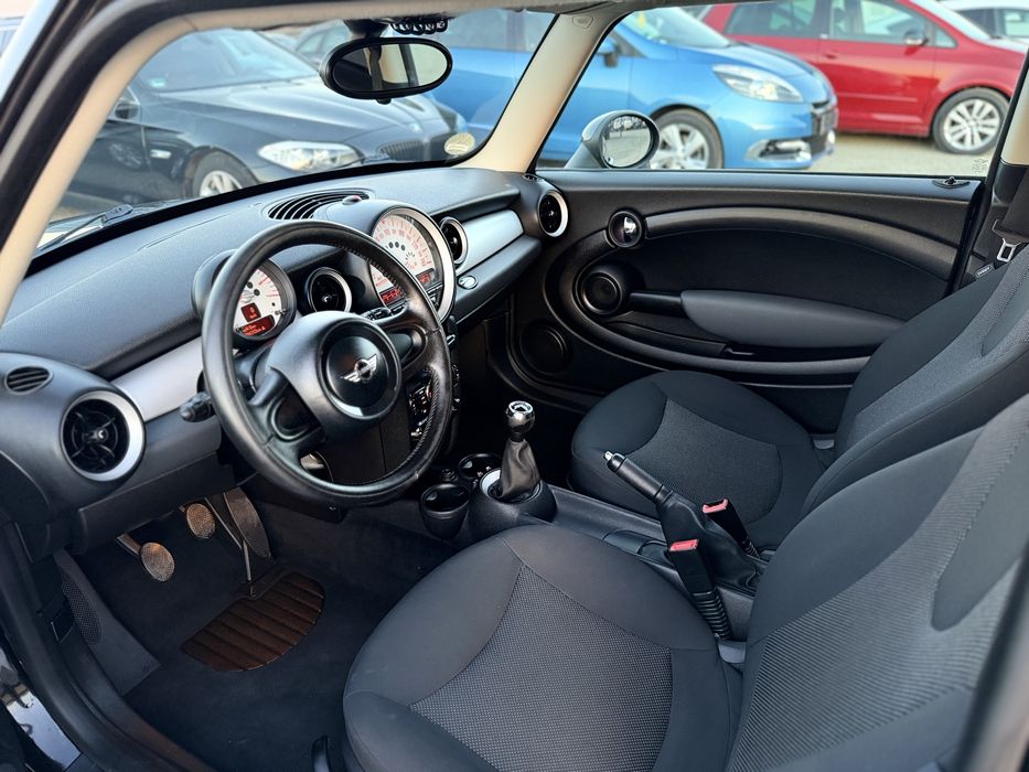 Mini Cooper 2011 1.6D Euro 5 Rate/Garantie/Revizii