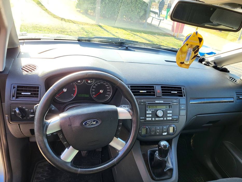 Продавам Форд C-max