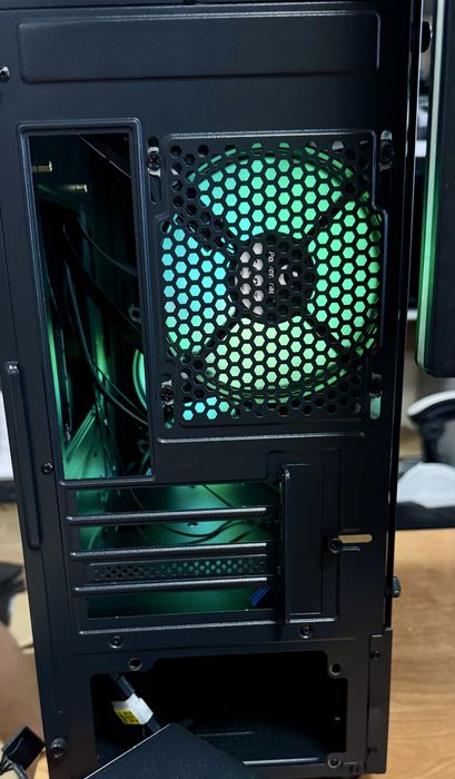 Игровые корпуса Vast Geometric RGB Mini-Tower