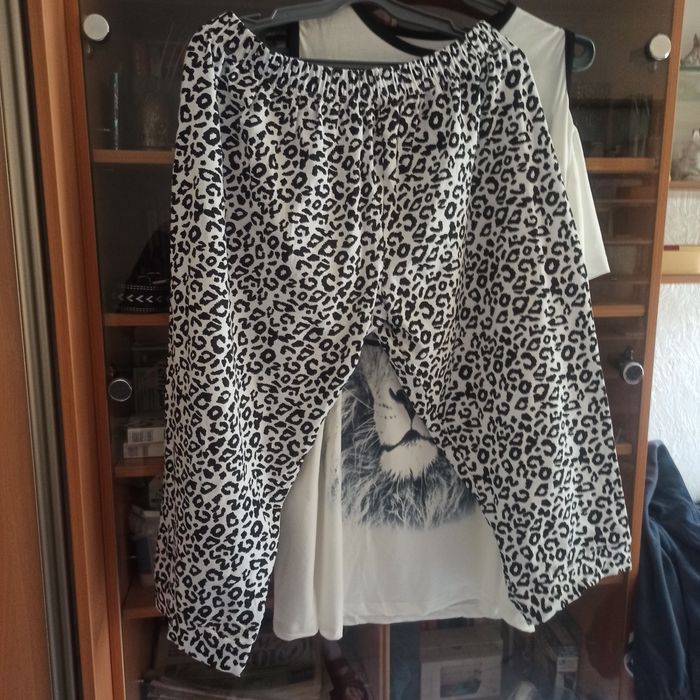 Двойка брюки с кофточкой