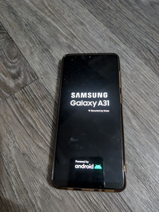 Телефон Самсунг а31
