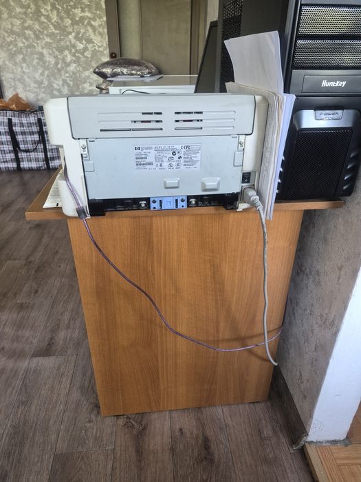 Стол письменный с тумбой