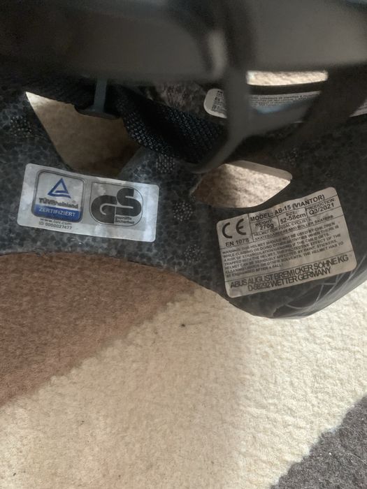 Cască Ciclism Șosea ABUS Viantor – Mărimea M (52-58 cm), Ca Nouă