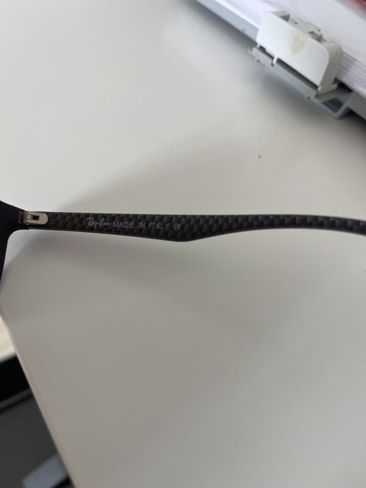 Ray Ban Ferrari продам