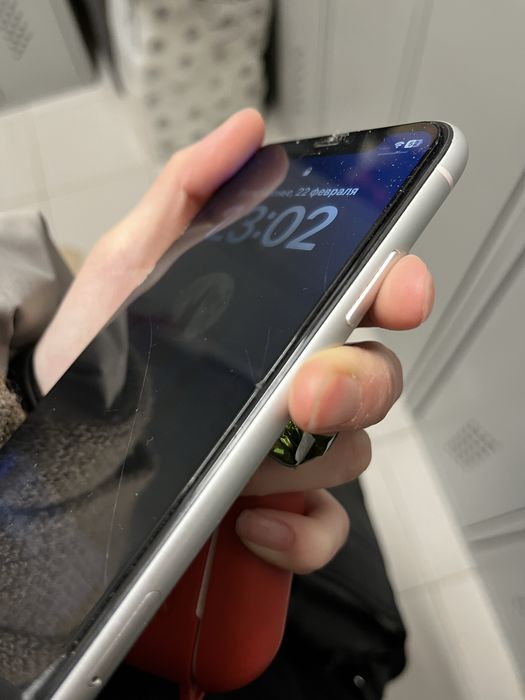 Iphone xr 45к тг (договорная)