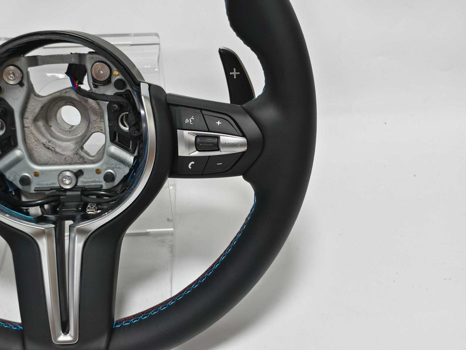 Спортен M волан за BMW с пера – широка съвместимост