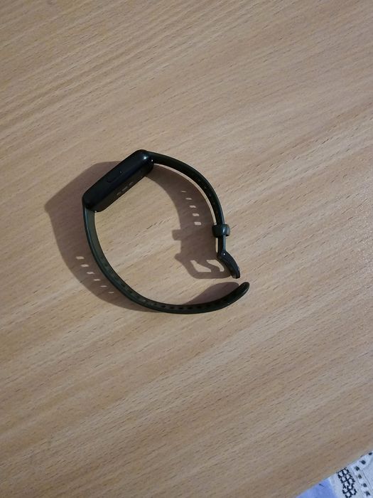 Продам часы хуавэй